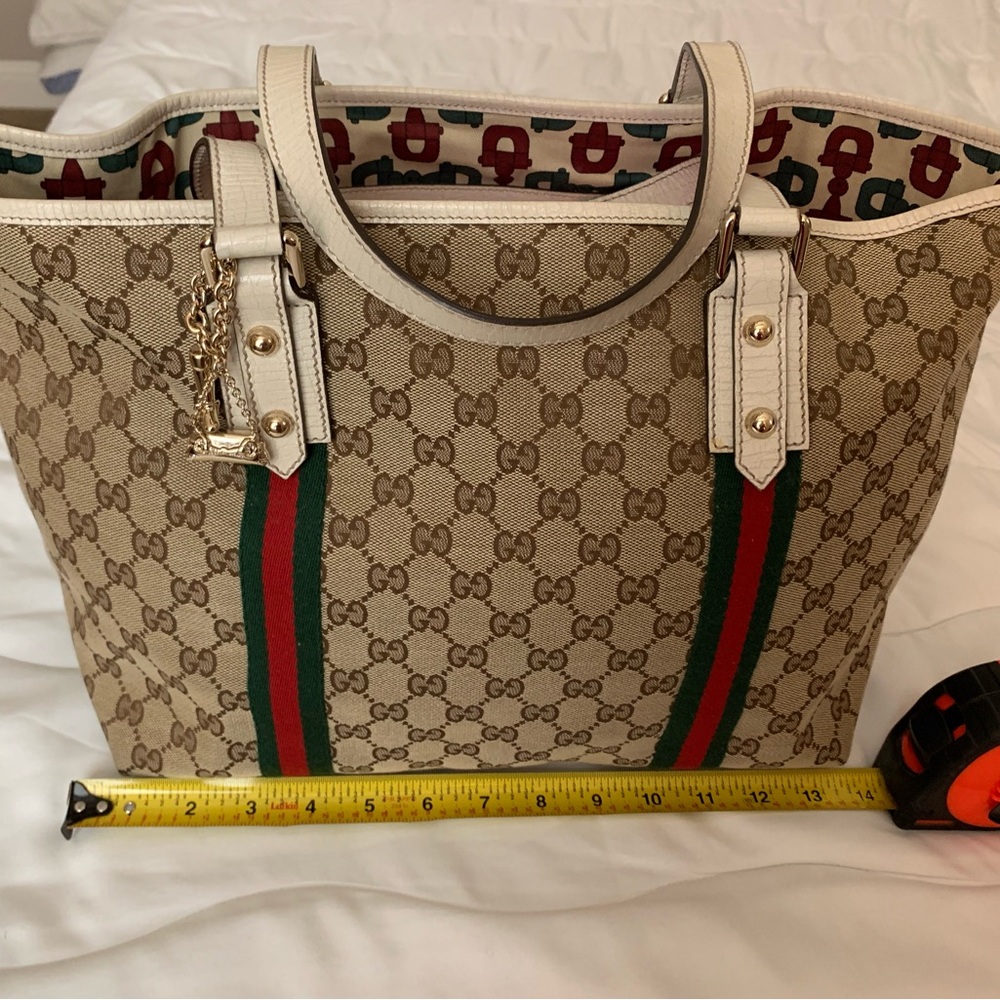Gucci Tote Bag. - Picture 2 of 8